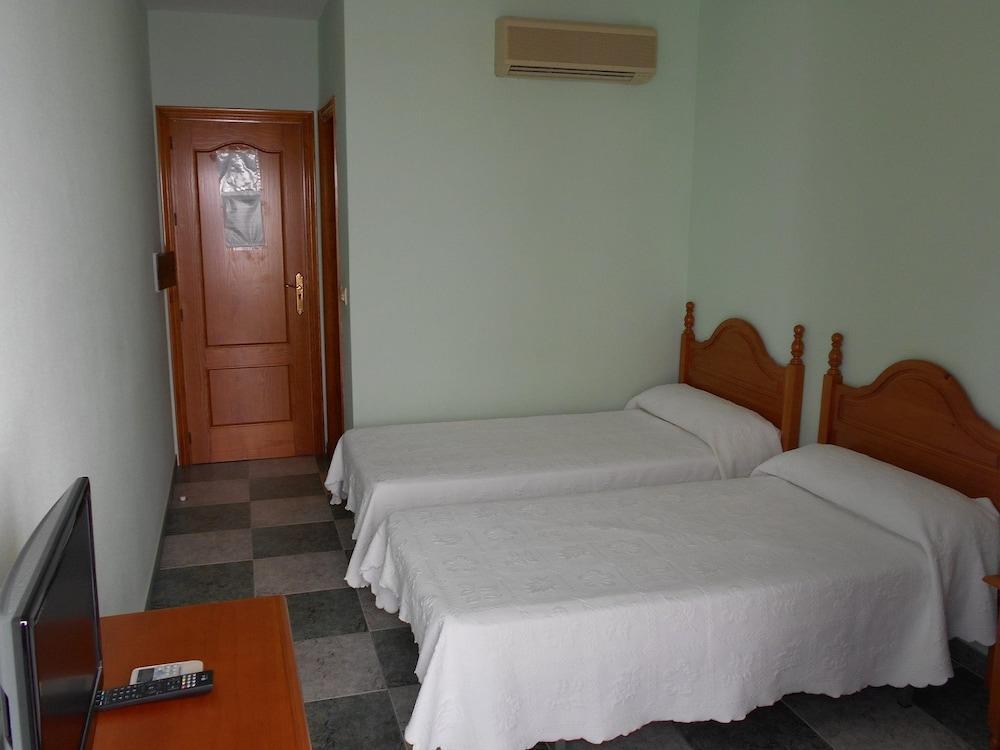 Hostal San Andres Карбонерас Екстериор снимка
